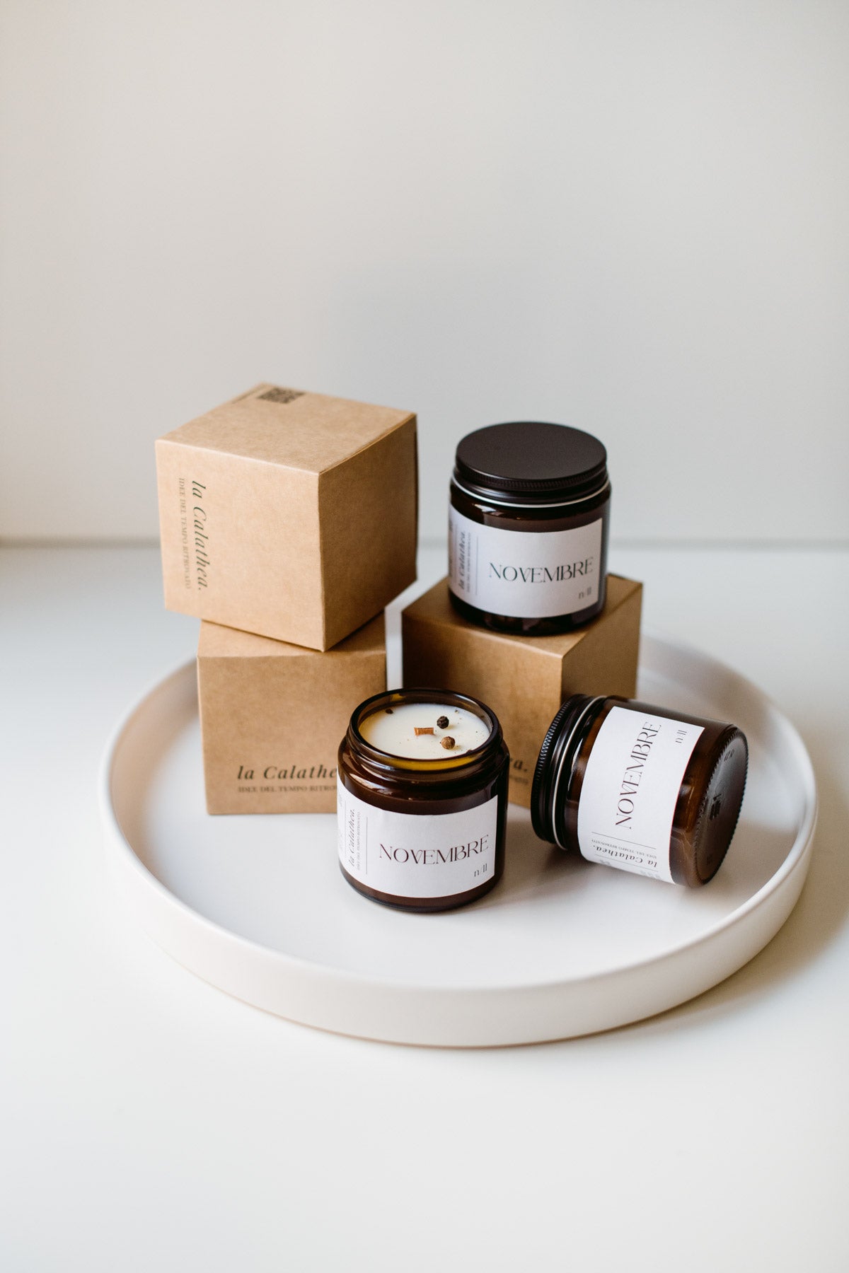 Candela in cera di soia Novembre - La Calathea