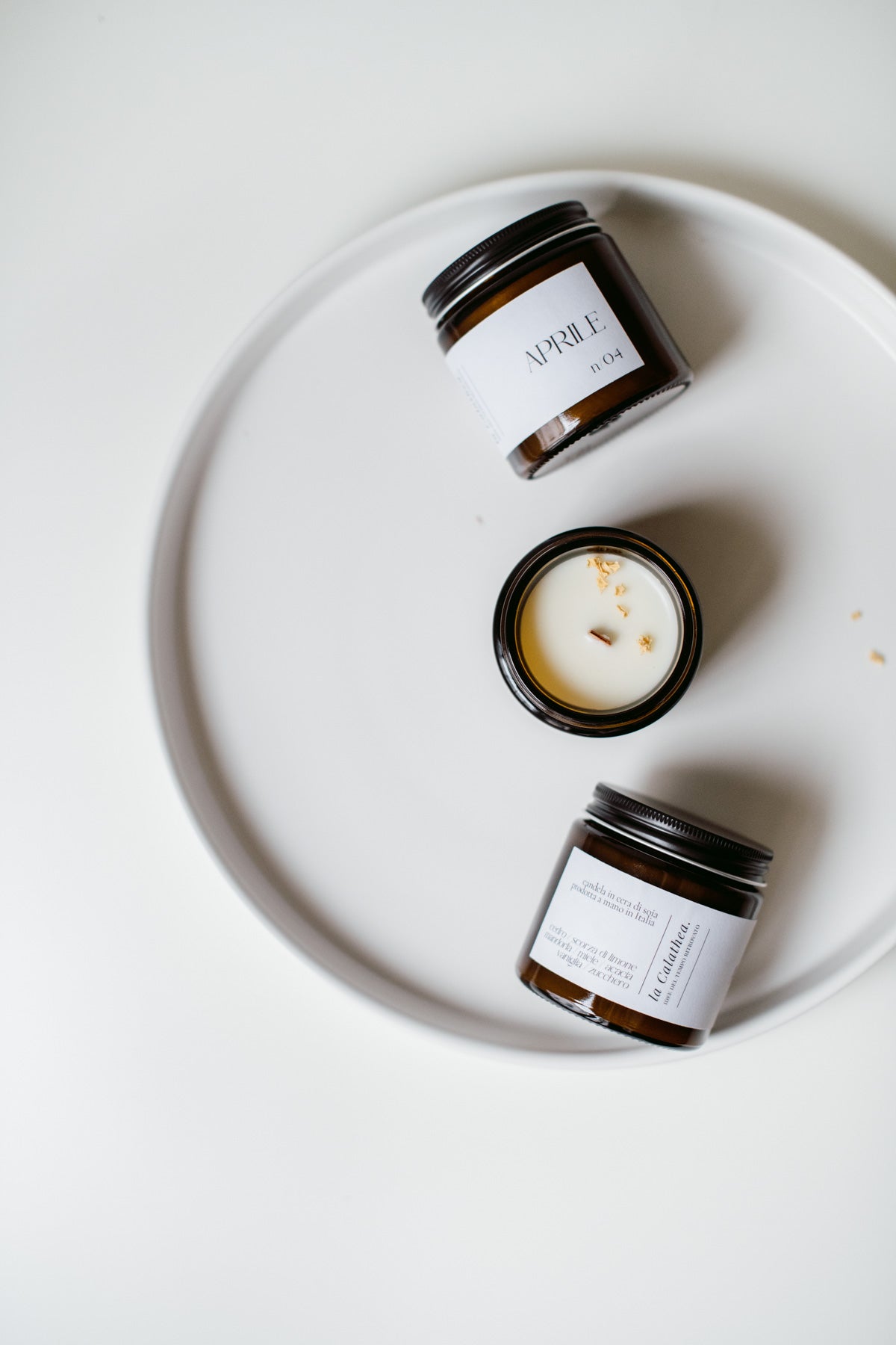 Candela in cera di soia Aprile - La Calathea