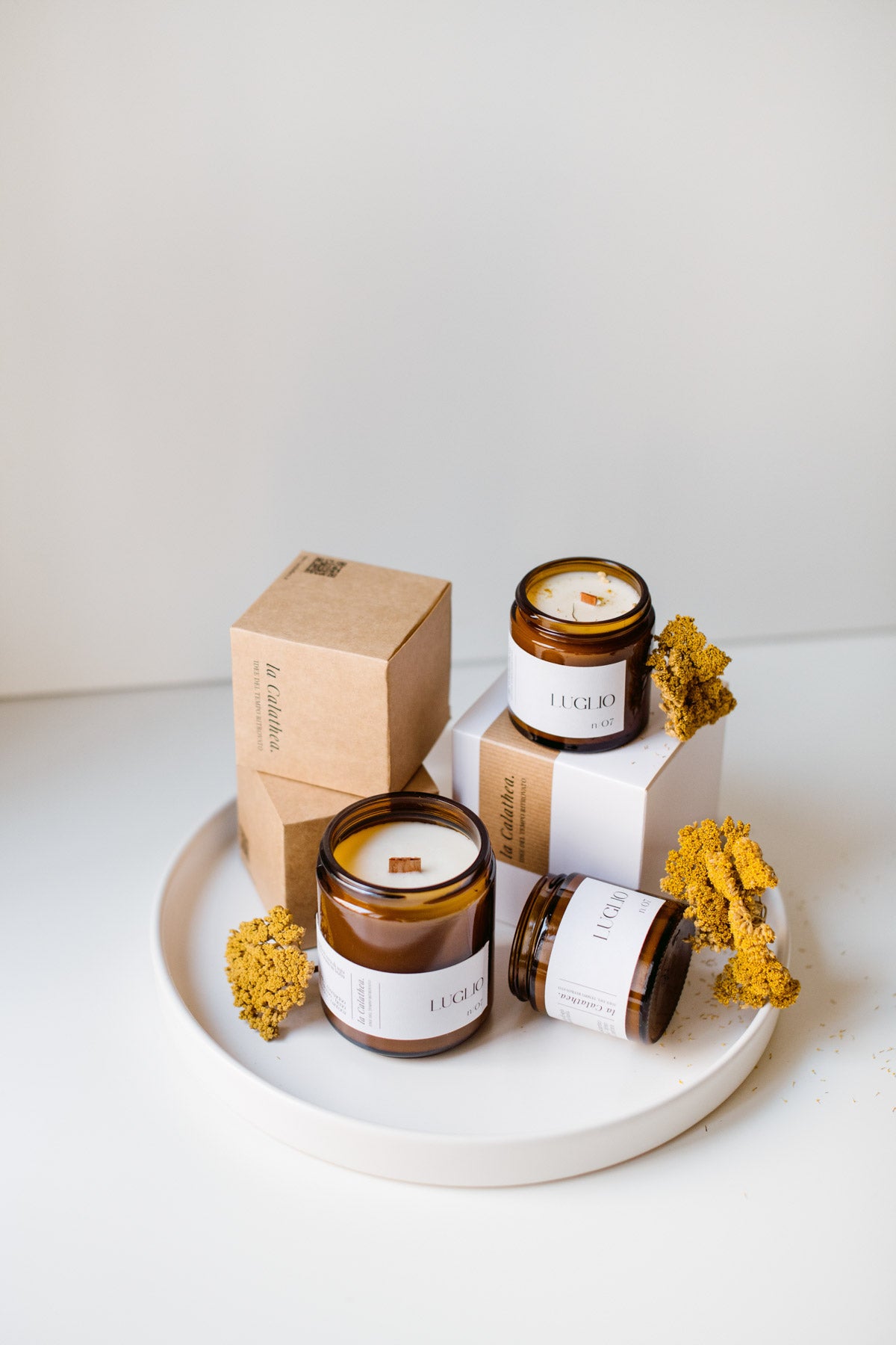 Candela in cera di soia Luglio - La Calathea