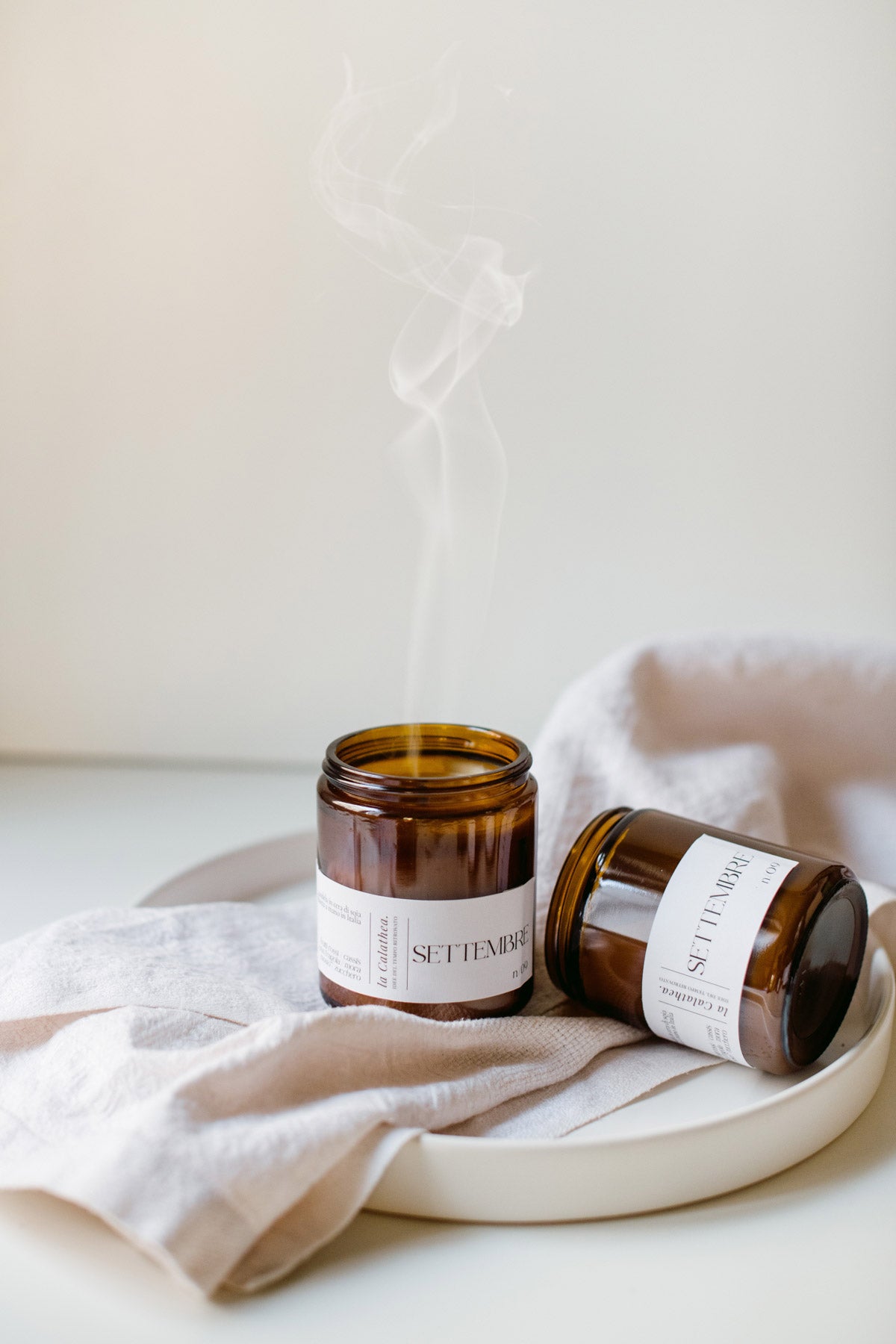 Candela in cera di soia Settembre - La Calathea