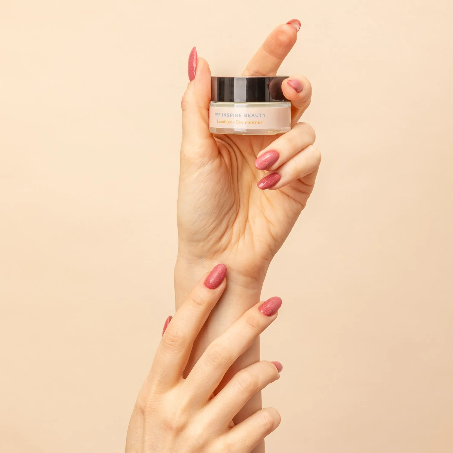 Contorno occhi illuminante e rivitalizzante LumiEye - We Inspire Beauty