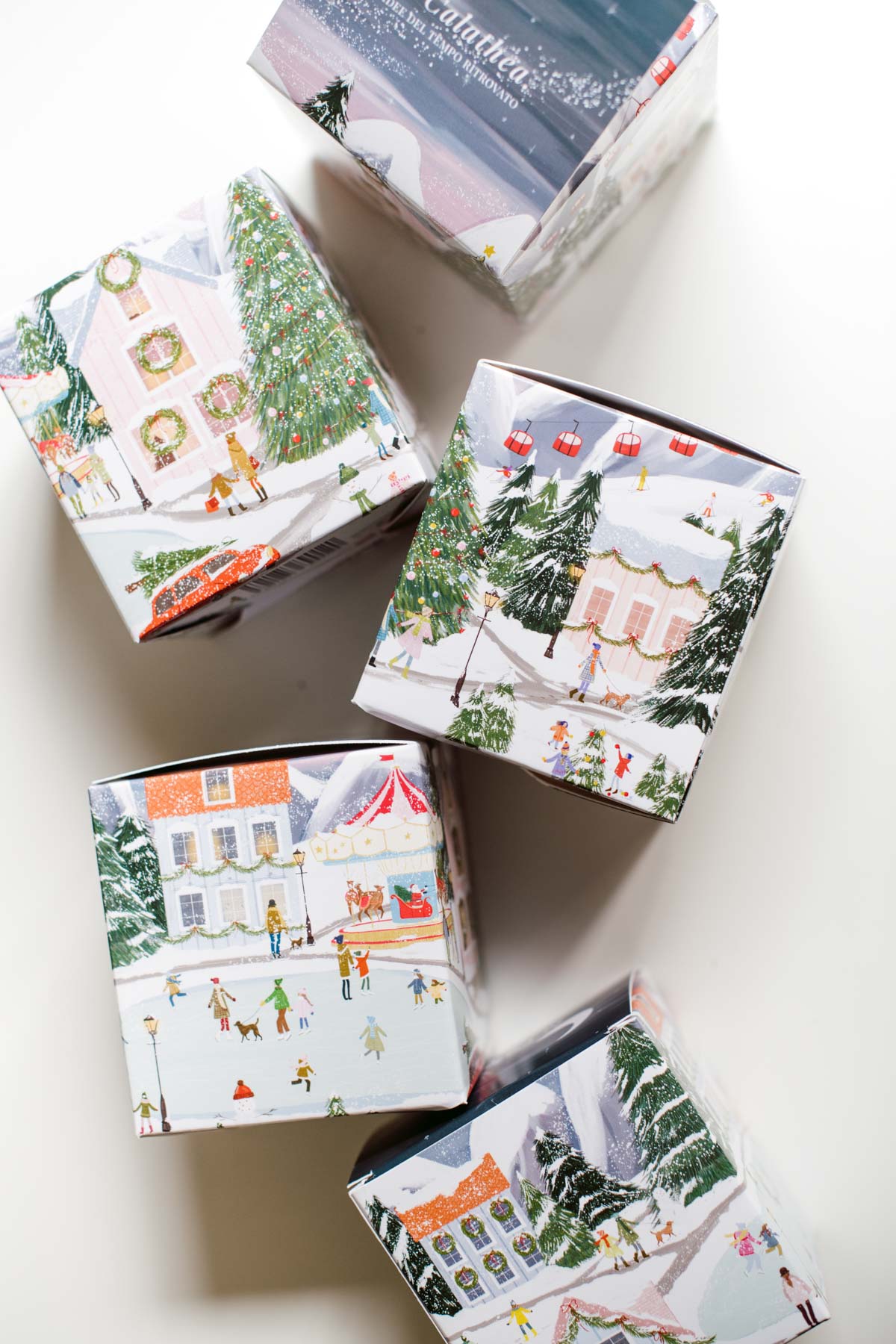 Candela in cera di soia Natale in Finlandia - La Calathea