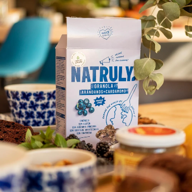 Granola ai Mirtilli e Cardamomo - Natruly